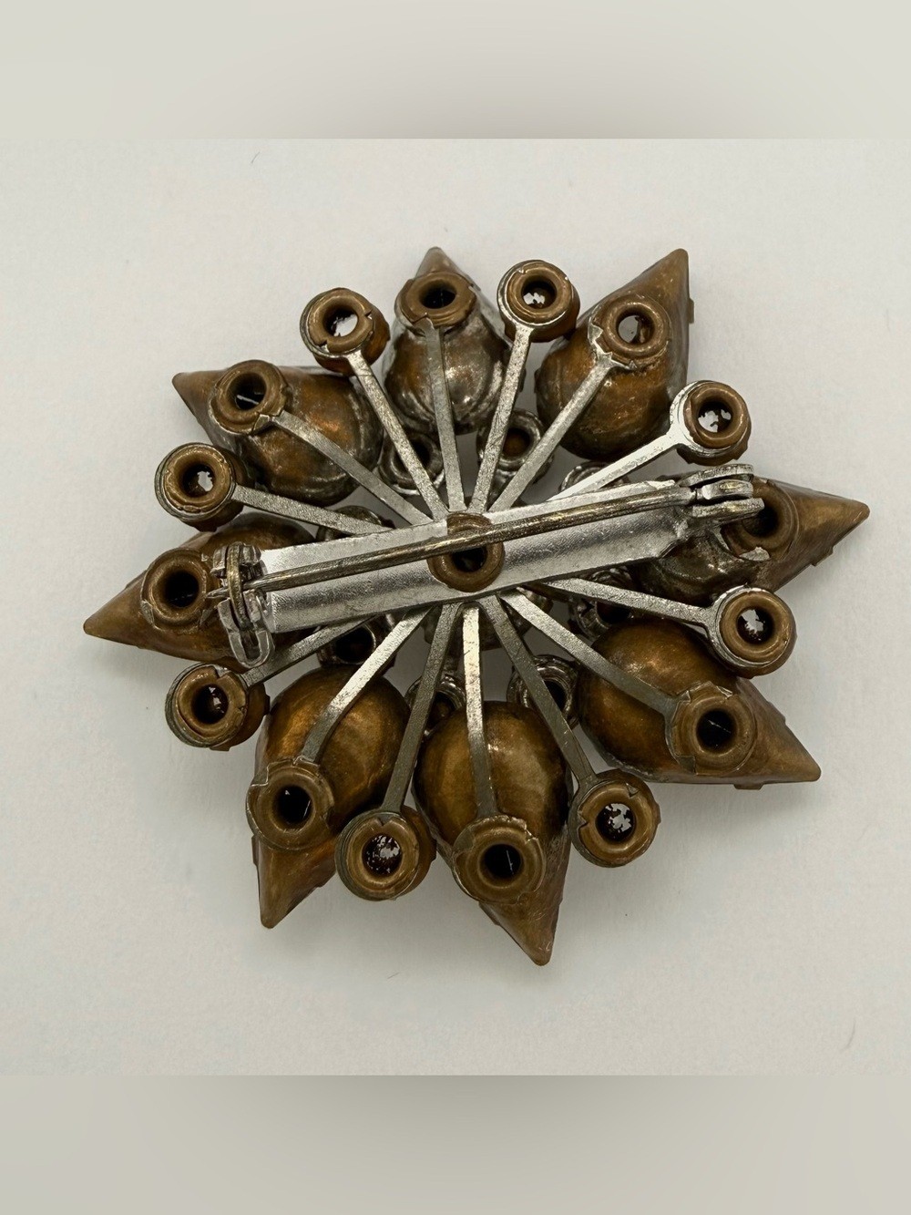 Vintage Clear Crystal Rhinestone Floral Star Burst Brooch Pin