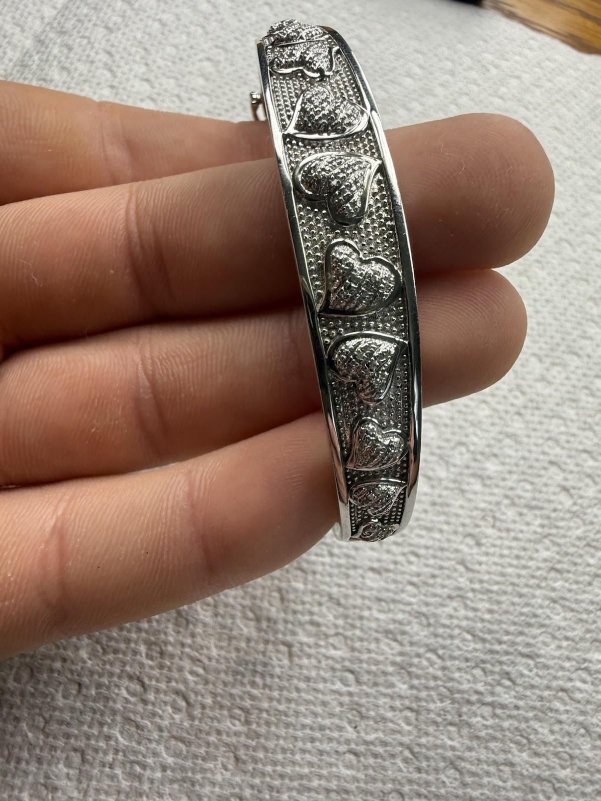 Amazing Sterling Silver Heart Bangle Bracelet 30g