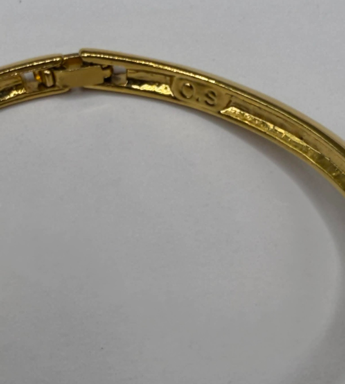 Vintage Signed S’O Goldtone Clear Rhinestones 7 1/2″ Hinged Bracelet