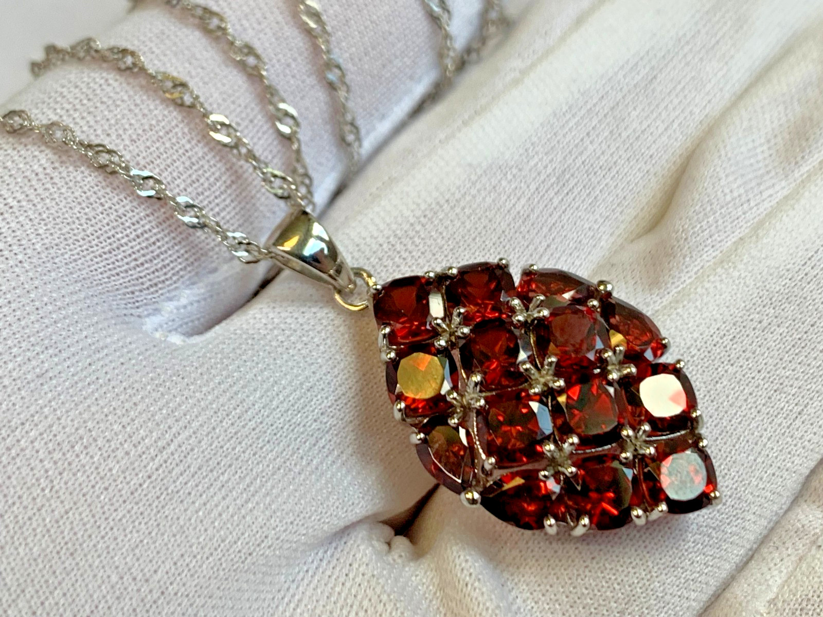 Sterling Silver Necklace 7g Fine Jewelry 19.5″ Chain Garnet Look Stones *READ*