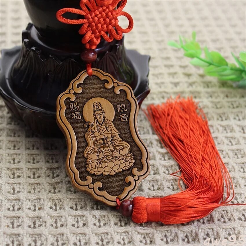 Wood KwanYin Statue Car Hanging Ornament Guanyin Bodhisattva Pendants Buddha