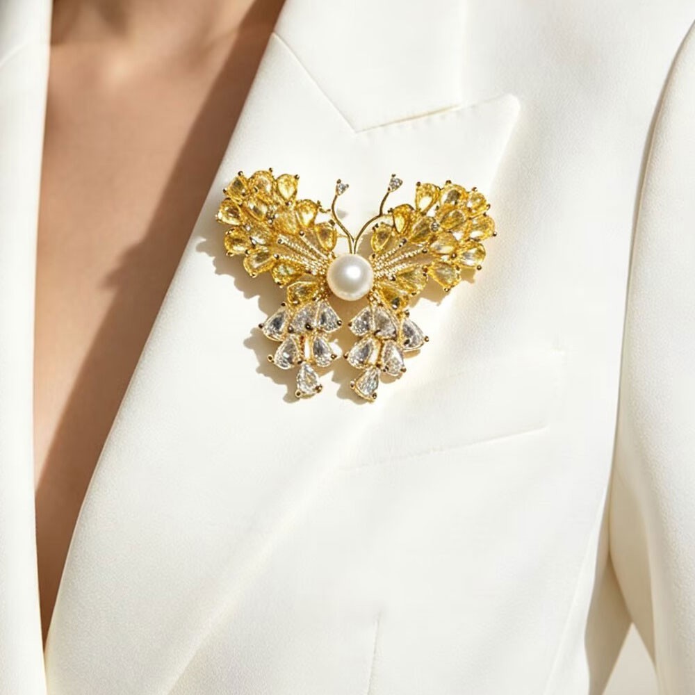 18K Gold Plating Luxury Butterfly Brooch Pin Yellow Zircon Crystal Jewelry Gifts