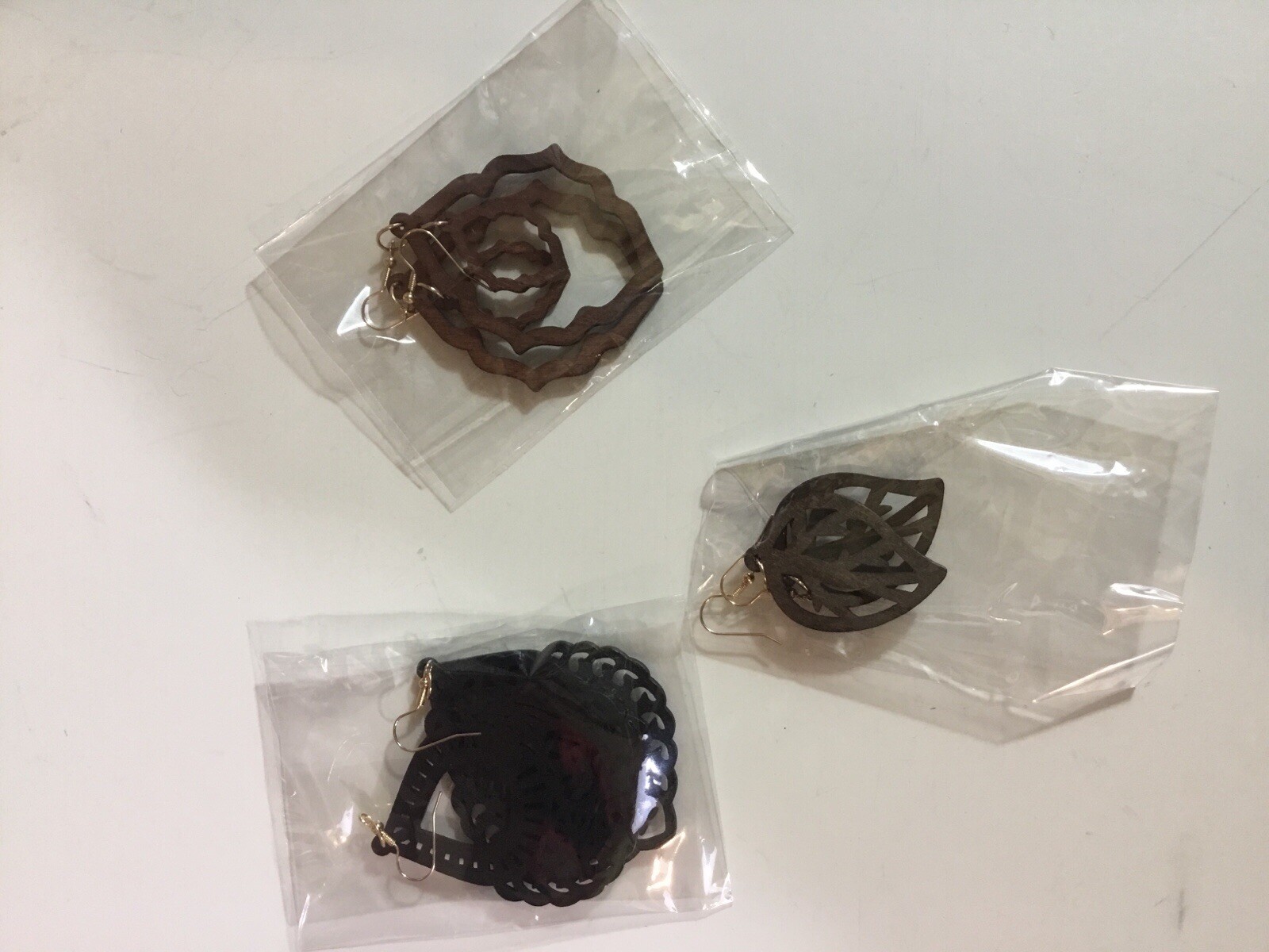 Women’s Earrings Wood Cut Multiple Color 3 Pack New In Bag Beautiful Nwot Varied
