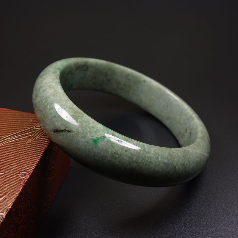 59mm Certified Grade A 100% Natural Green Jadeite Jade Bangle Bracelet Z7021