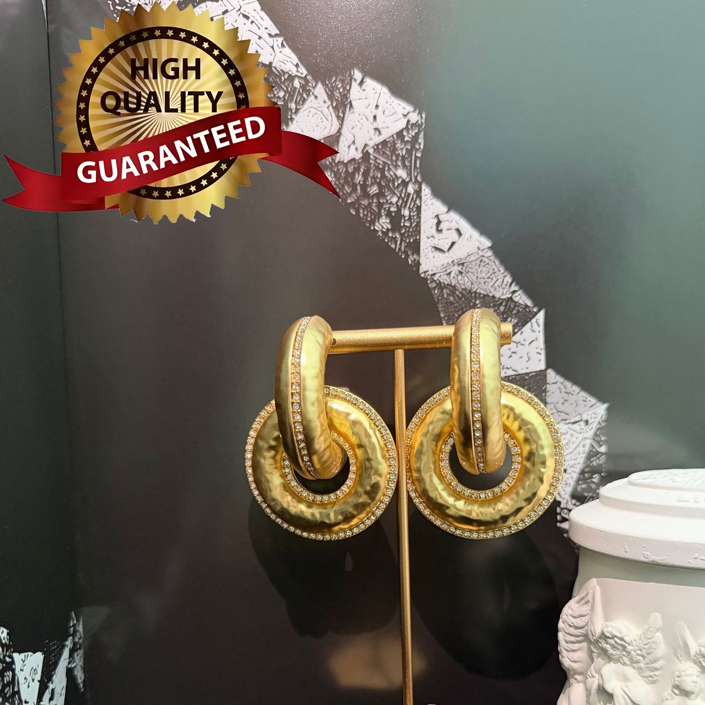 🎁NEW AUTHENTIC High Quality Schiaparelli Catwalk Donut Rhinestone Gold Earrings