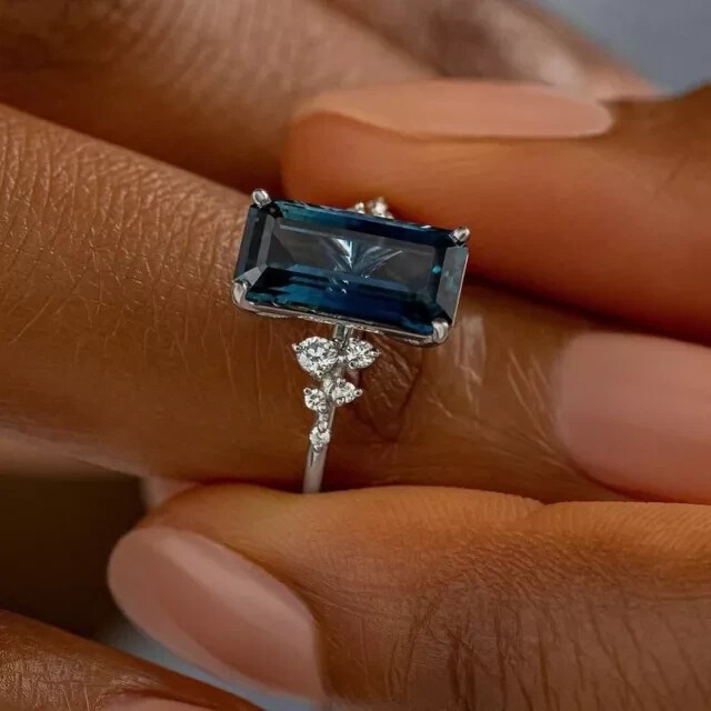 Stunning Emerald Cut Lab Created Sapphire Wedding Ring 14k White Gold Plated