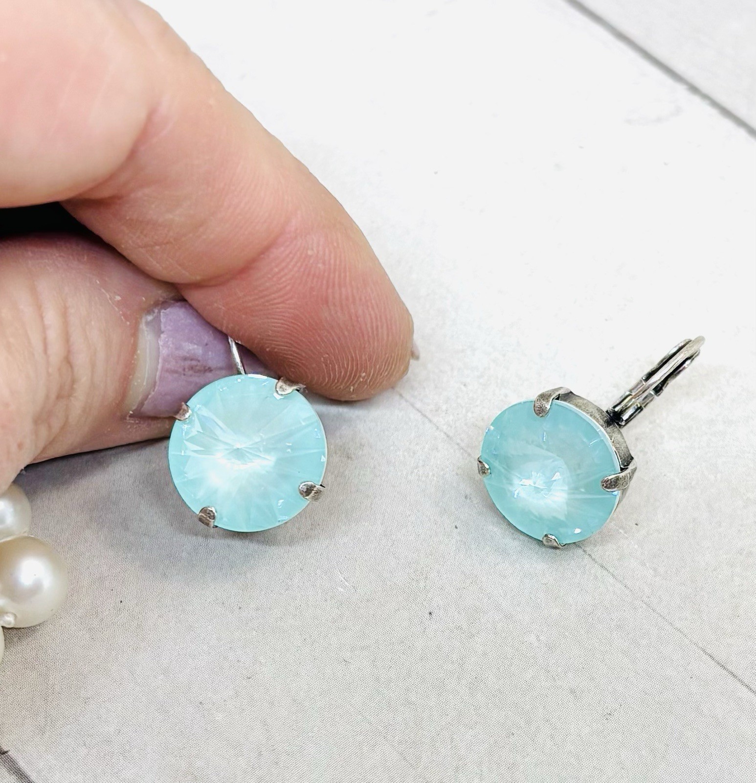 Silver Plated Mint Green Drop Earrings are With 14mm Mint Green Stone
