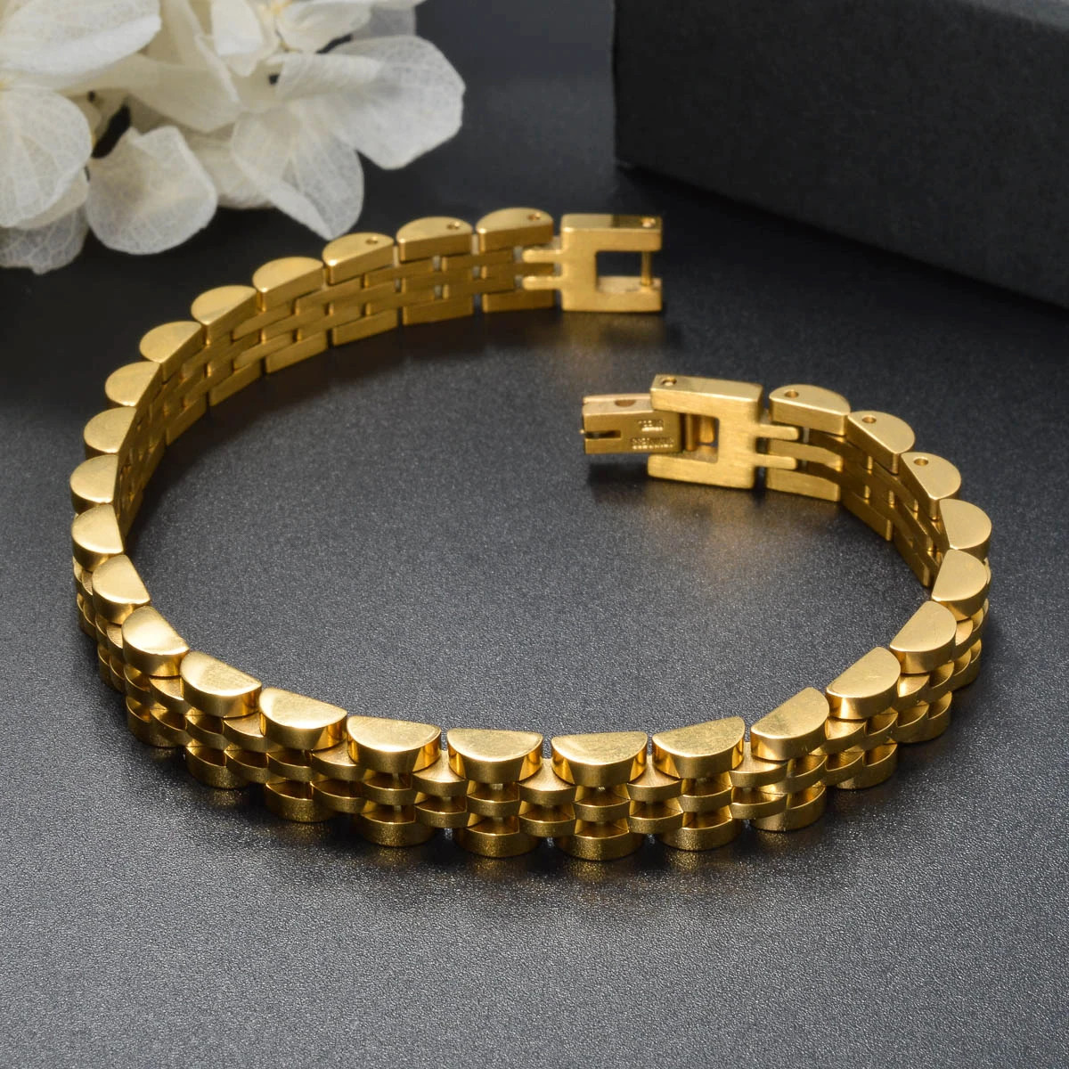 1PC Men’s and Women’s Stainless Steel Bracelet 8mm Wide Strap Design Simple