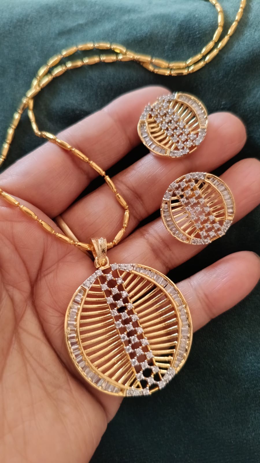 Exclusive High-Quality Chain Set with Pendant & Earrings | E – Handmade in India