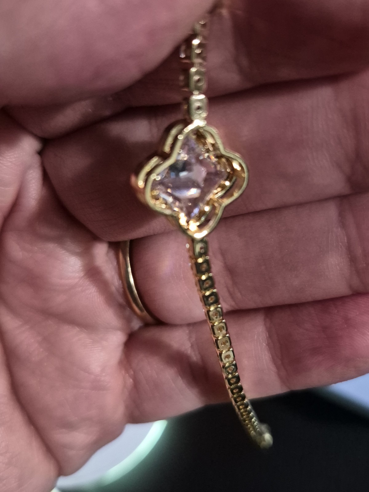 7in Tennis Bracelet With Cz Clover Gold Filled