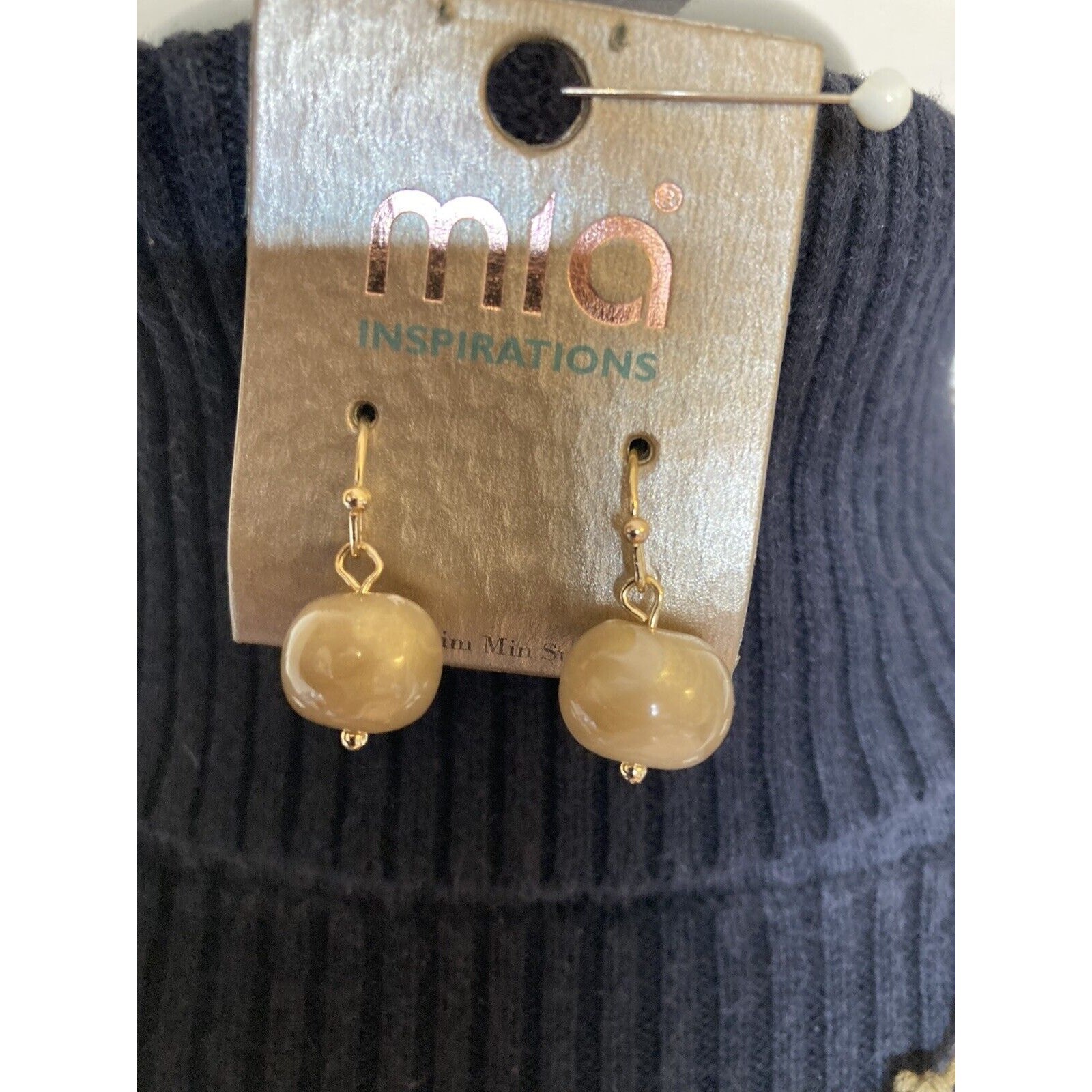 Mia Goldtone Necklace Earrings Set 5 Teardrop Stones 10 inches Long