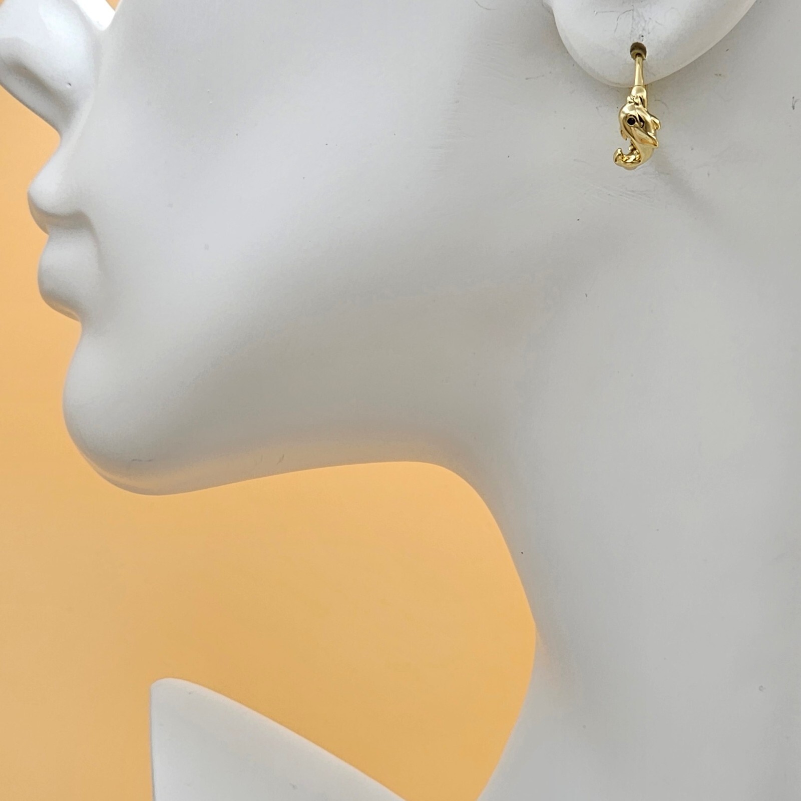 14K Gold Plated Dolphin Continuous Hoops Earrings. Oro Laminado