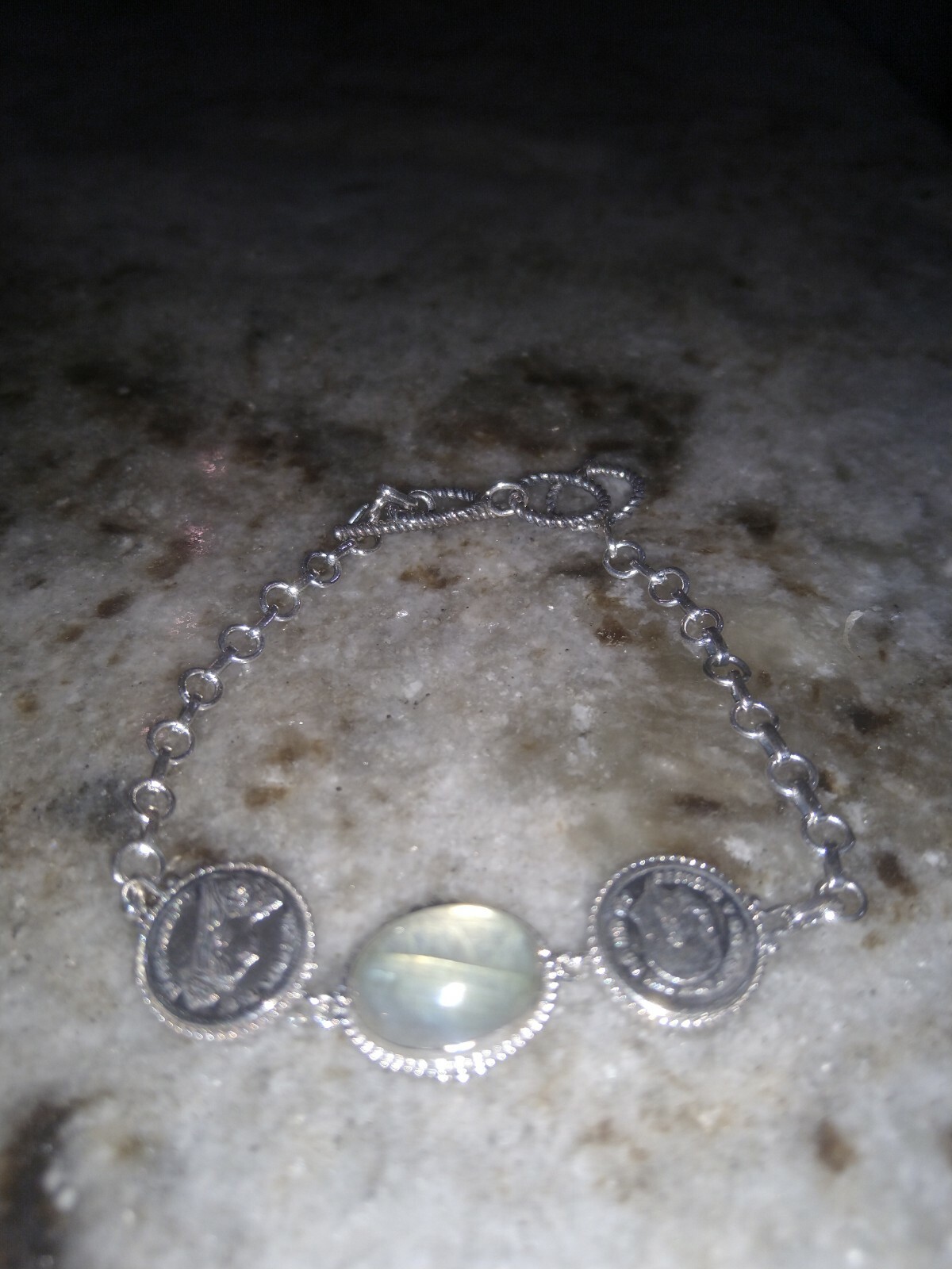 7.0 TCW Malagasy Labradorite&Coin Bracelet/SSilver (7.25 In) (9.85 gms Silver))
