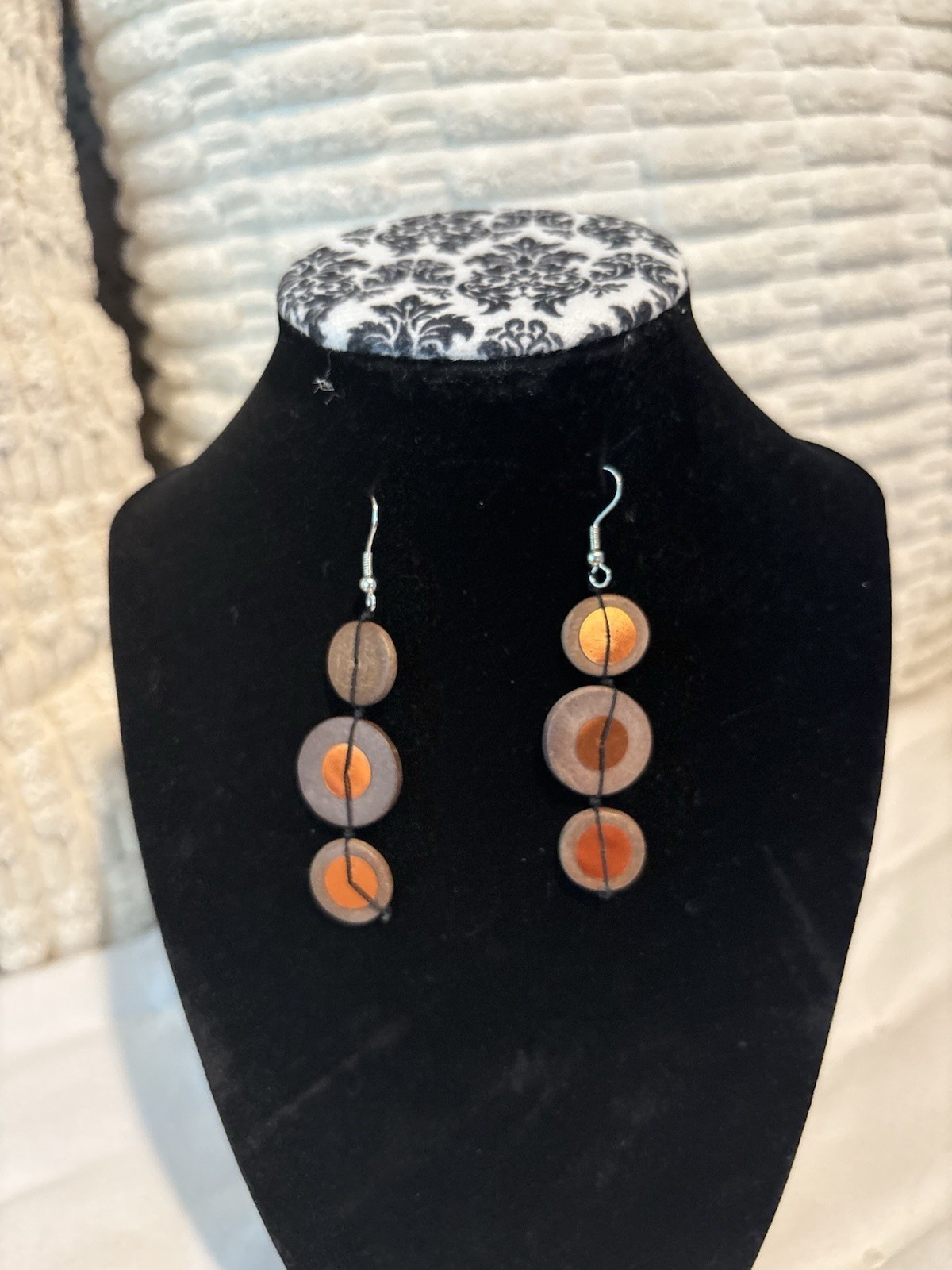 Brown Round Disc Necklace & Drop Earrings Jewelry Set, Plastic