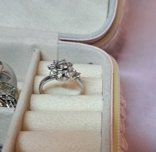 Silver Spinning Floral Design Adjustable Ring Jewelry
