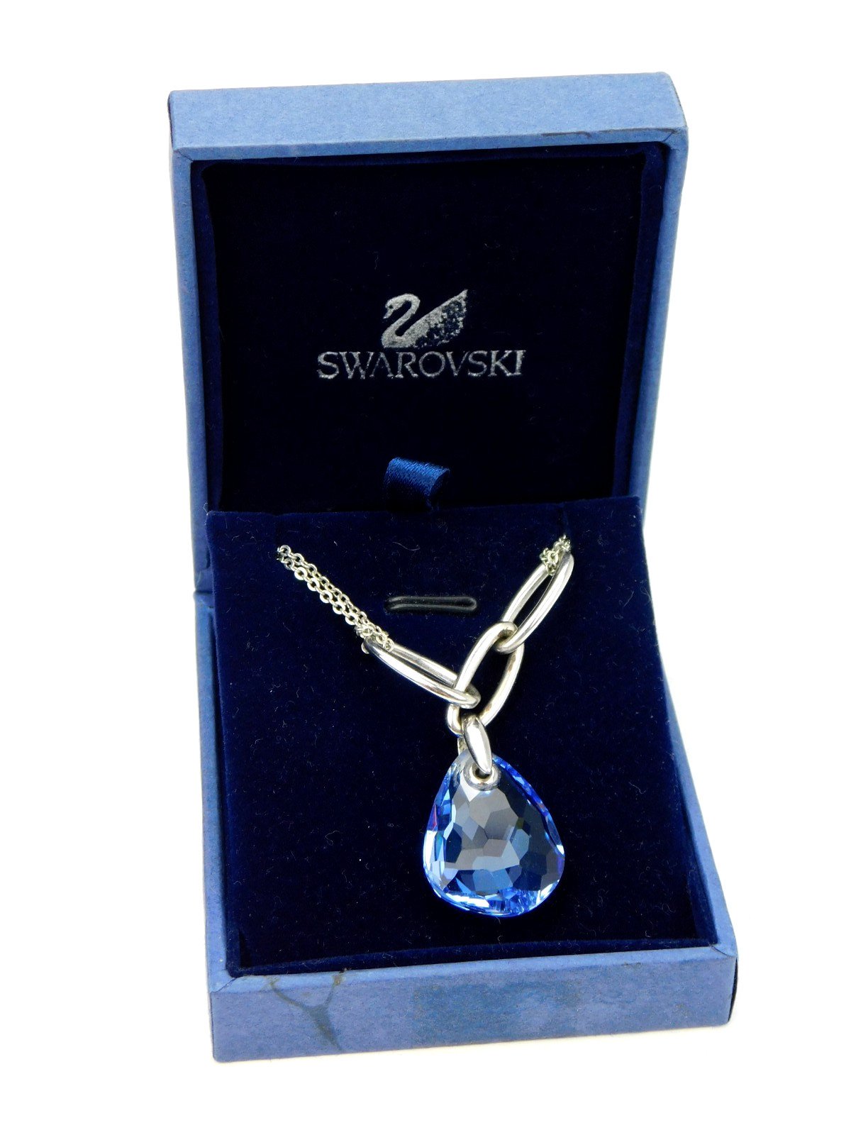 Authentic Swarovski Blue Crystal “PARALLELE” 18″ Necklace Swan Signed w/box