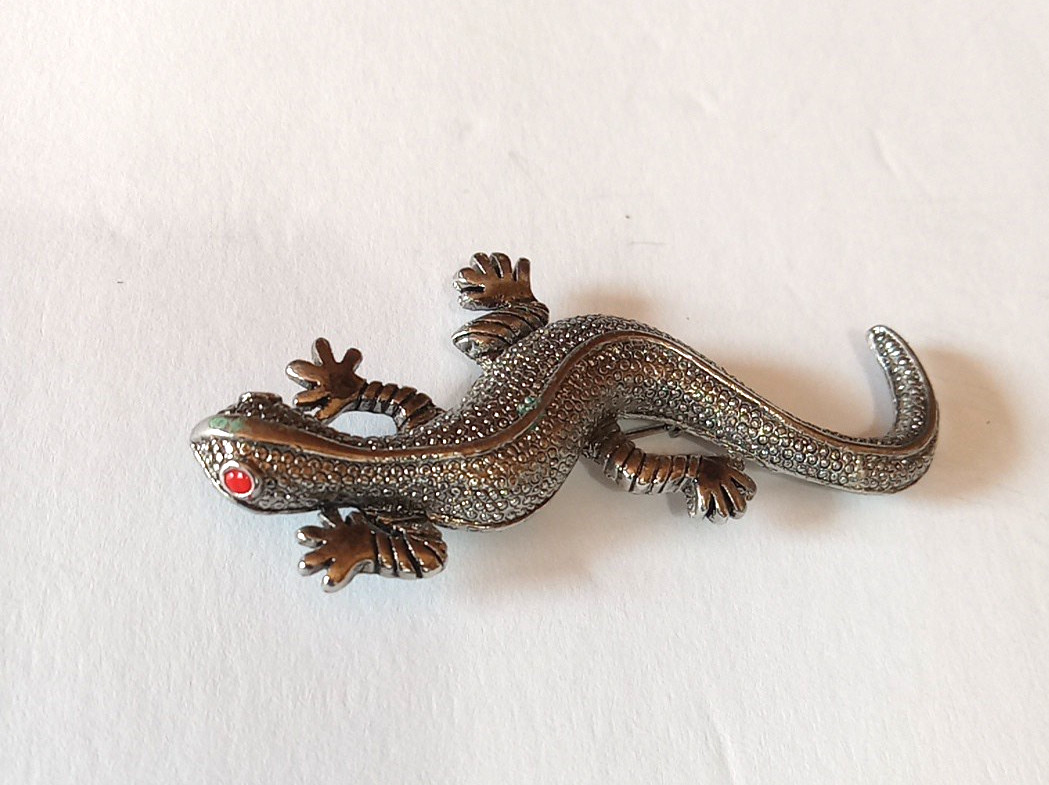 Vintage Lizard Brooches Silver Tone Red Eyes Fashion Jewelry Pins