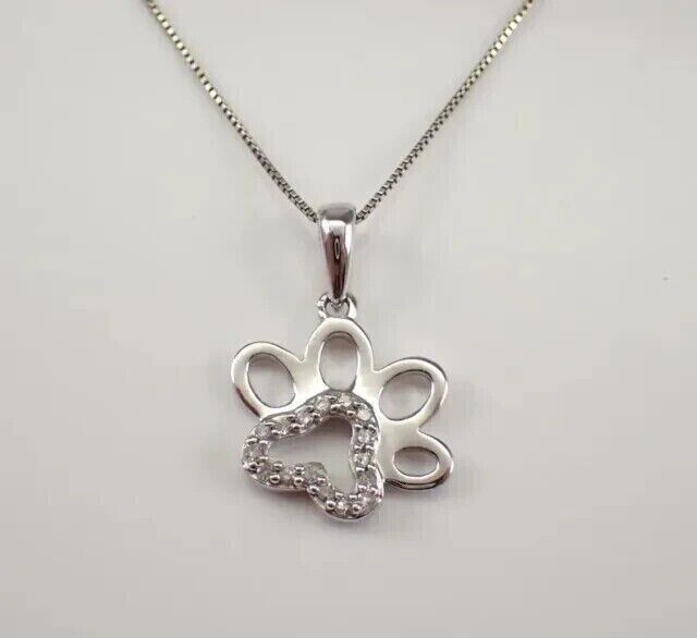 Round Cut Simulated Diamond Women’s Stunning Paw Pendant 14k White Gold Plated