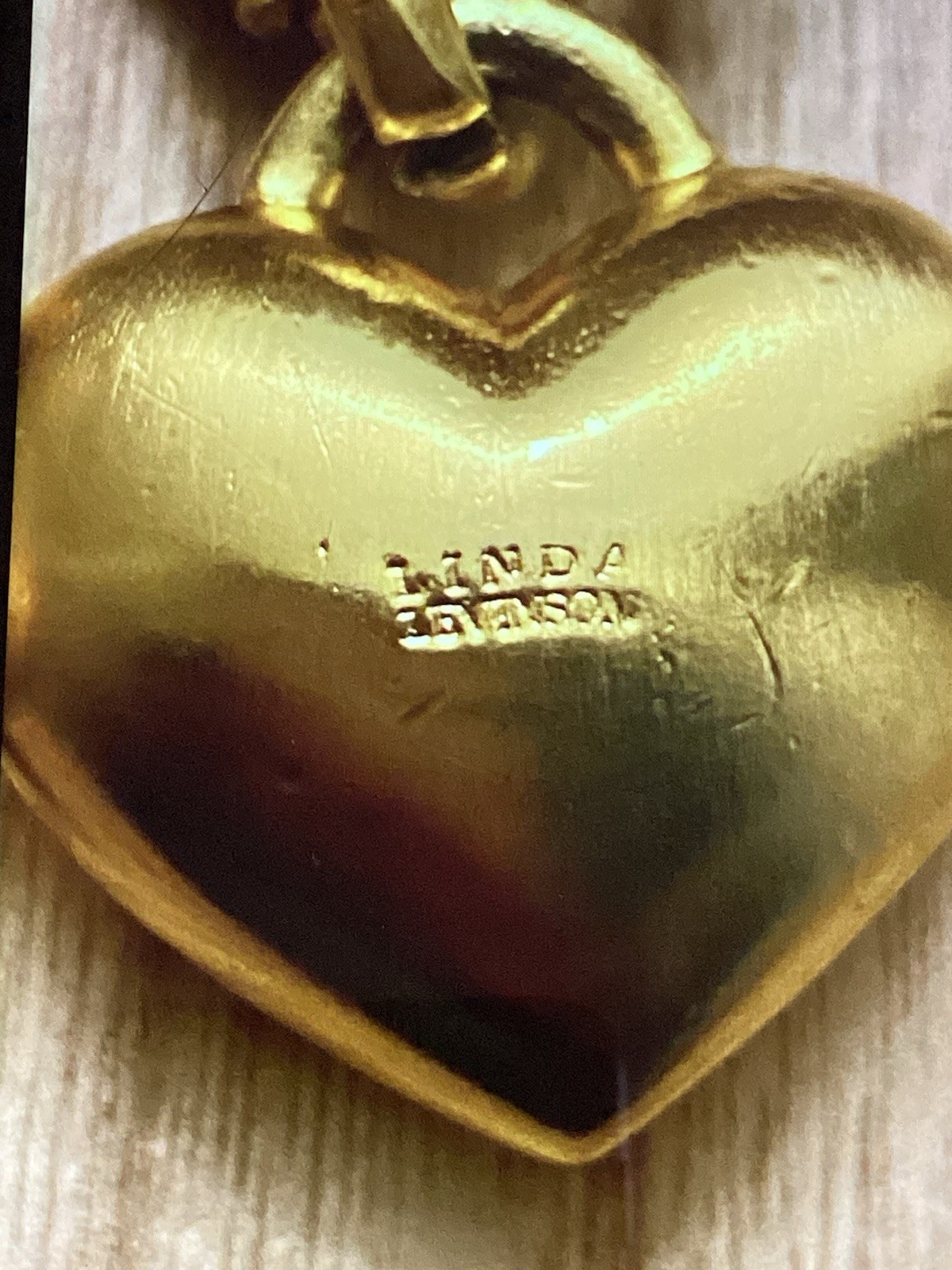 Linda Levinson Gold Tone Multi Corded Chunky Heart Pendant Choker Necklace.