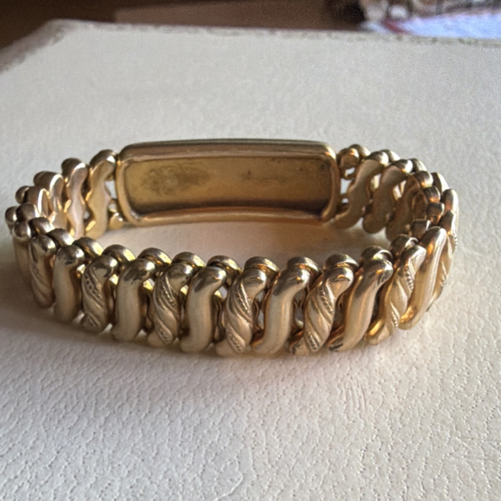 WW2 Air-Force Pilot Sweetheart Bracelet, Vintage Gold Military Wings Bracelet