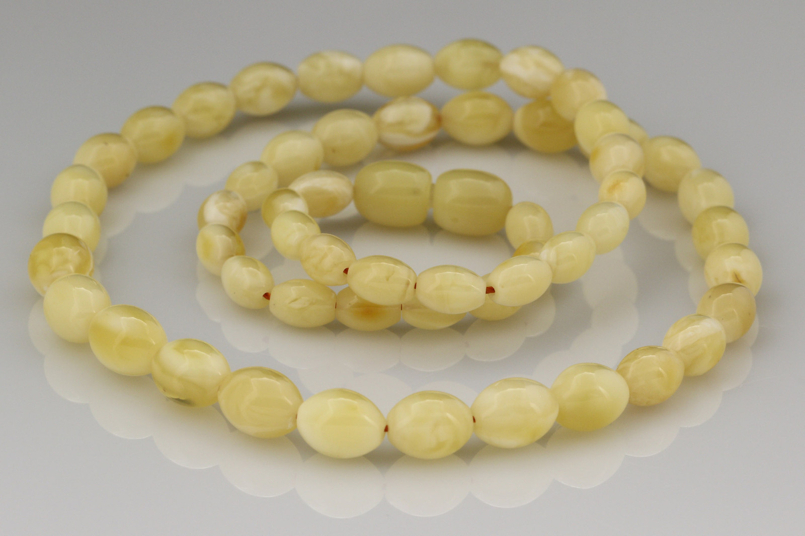 White Butter Olive Beads Genuine BALTIC AMBER Necklace 9.1g n151001-5