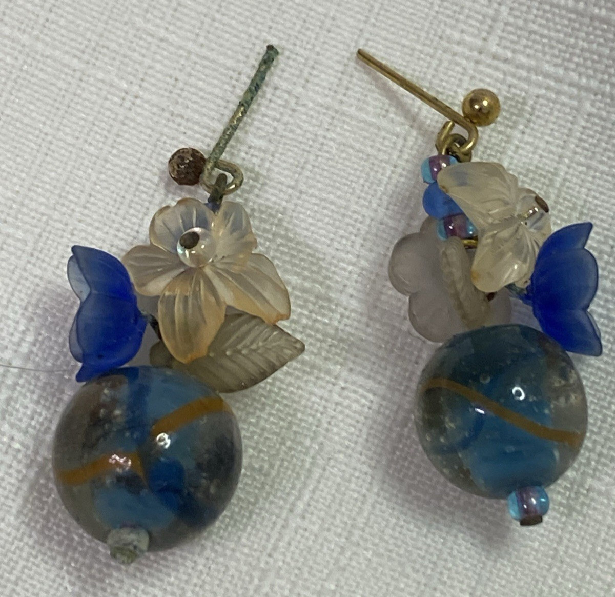 COSTUME EARRINGS Lot 81 Pairs Dangle Drop Beaded Metal Vintage to Modern Mix