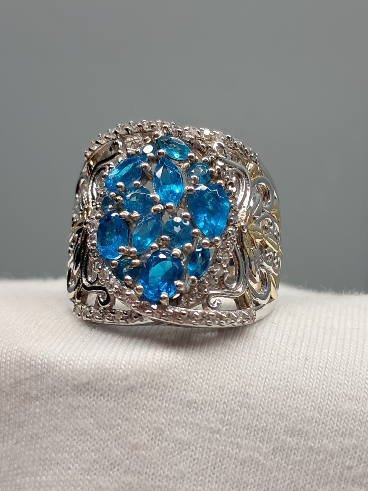 Silver-Tone Filigree Cocktail Ring Blue Round Stone Cluster Prong Size 9