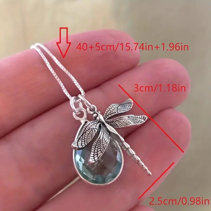 Elegant Dragonfly & Teardrop Shape Zircon Pendant Necklace – Blue