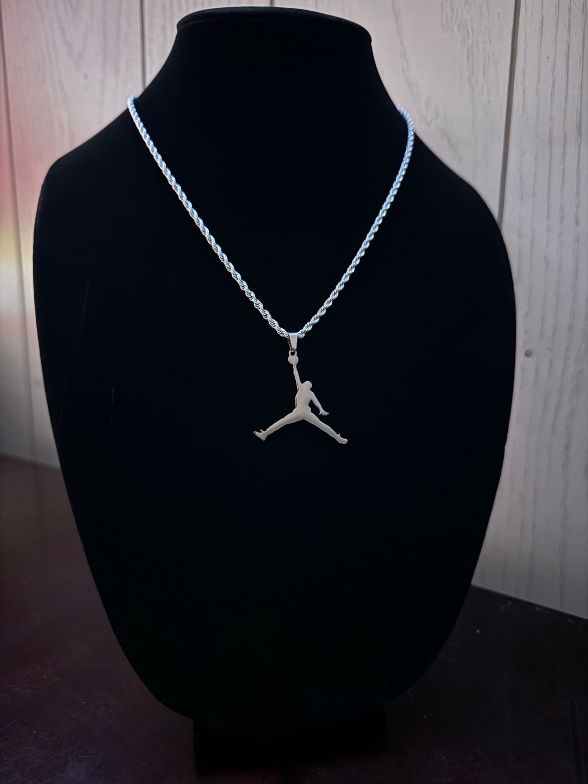 Silver Jordan Necklace – Basketball Necklace – 3mm Rope – 20″ Cuban Chain – Y2K
