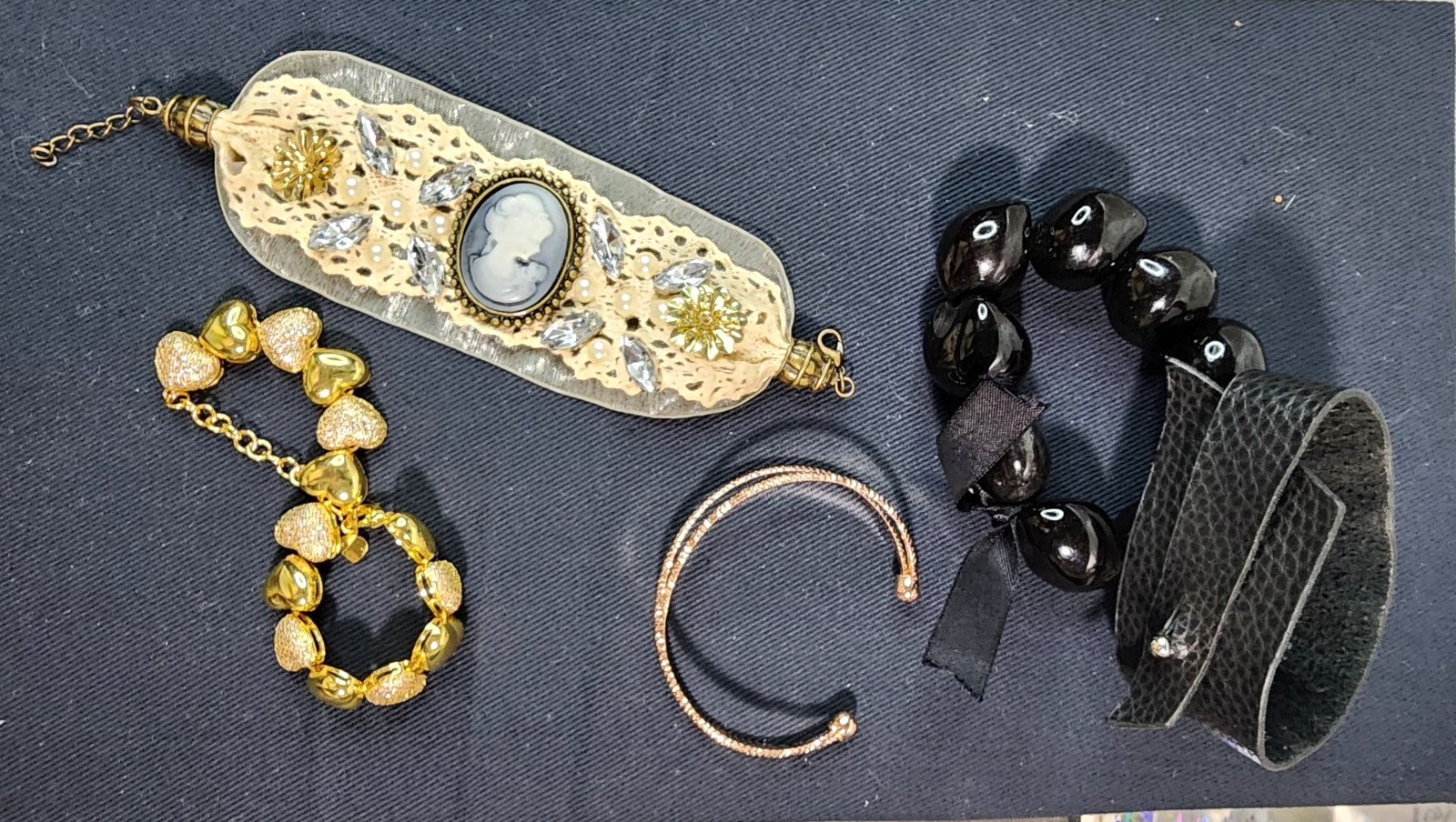 VTG to NOW Costume Bracelets Silver/Gold/Copper Tone Lot of 20+ Mixed Materials