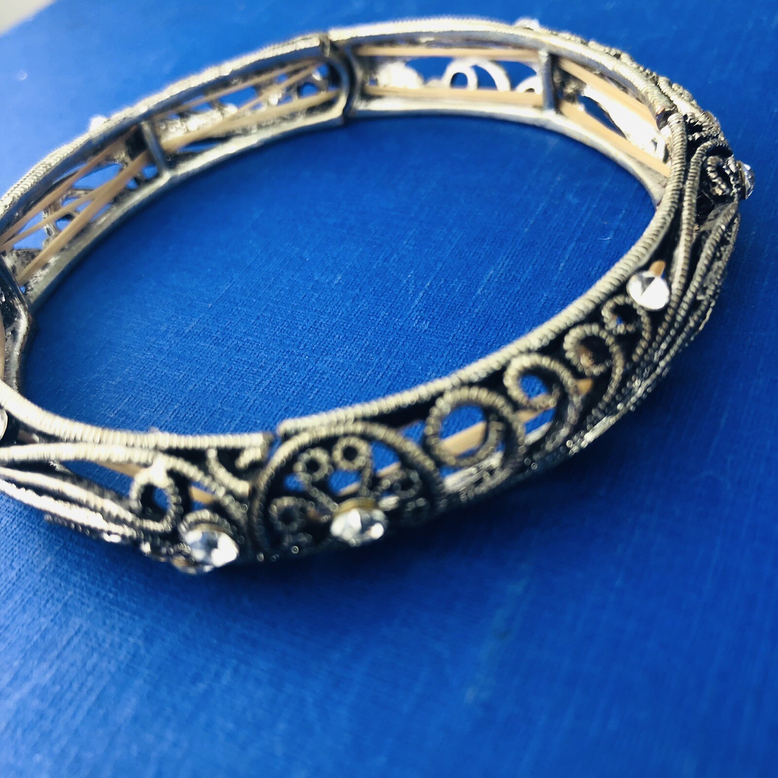 Art Nouveau Style Silver Tone Clear White Rhinestone ￼￼ Bangle Bracelet￼