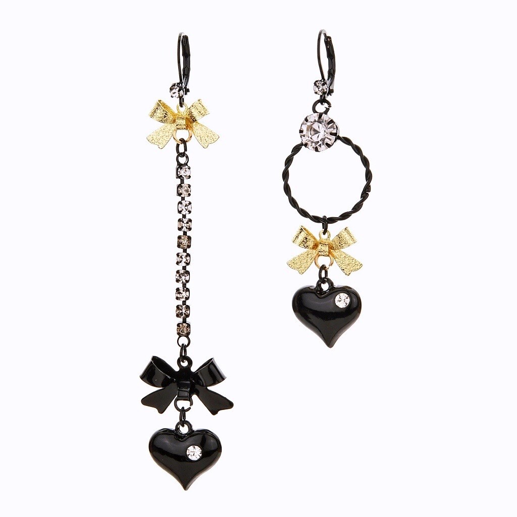 Betsey Johnson Mismatch Bubble Heart Earrings Black Plated Metal Crystal Accents