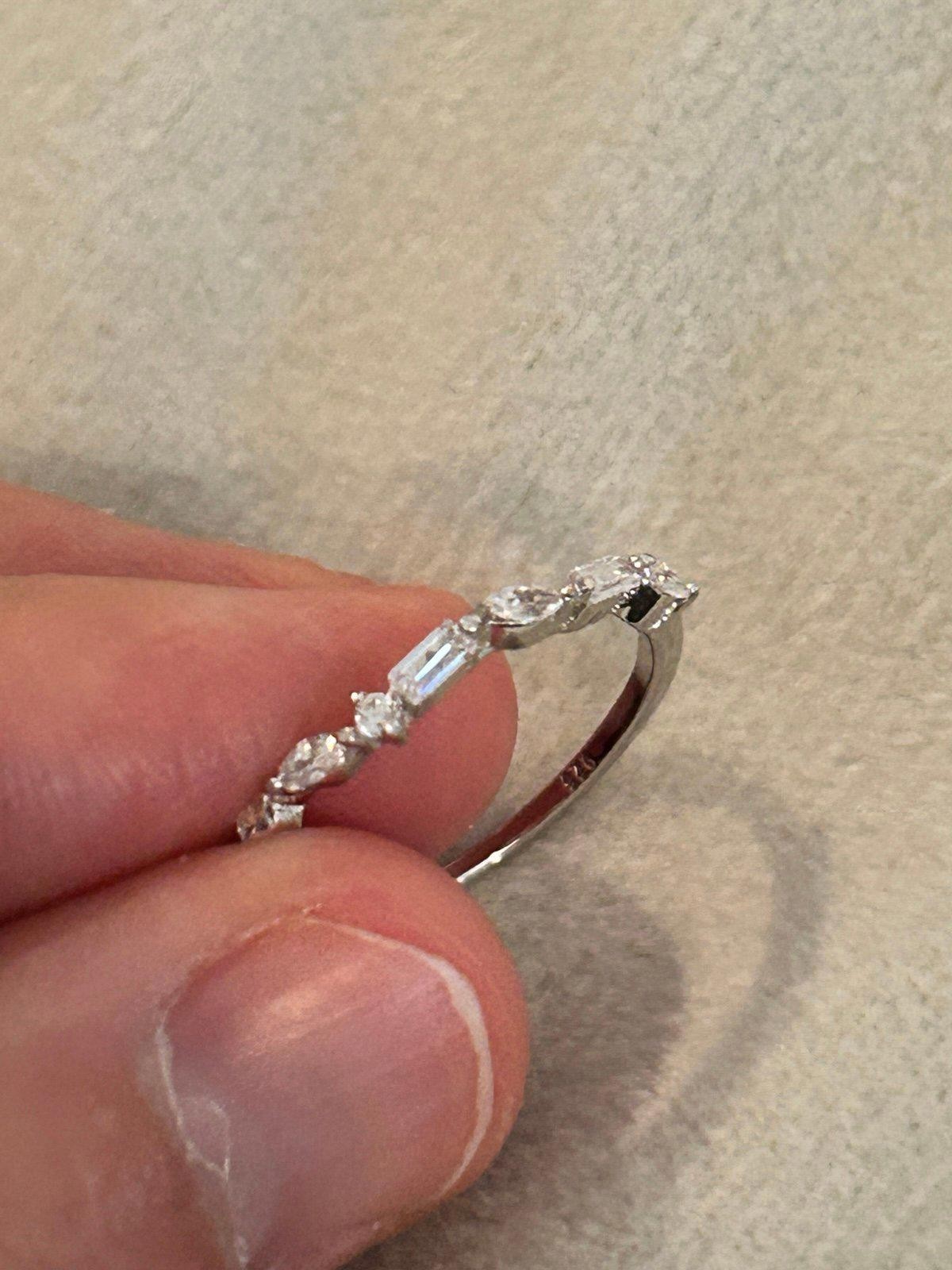 ring band sterling silver 925 beautiful unique size 0.97g a5 lot size 7.25