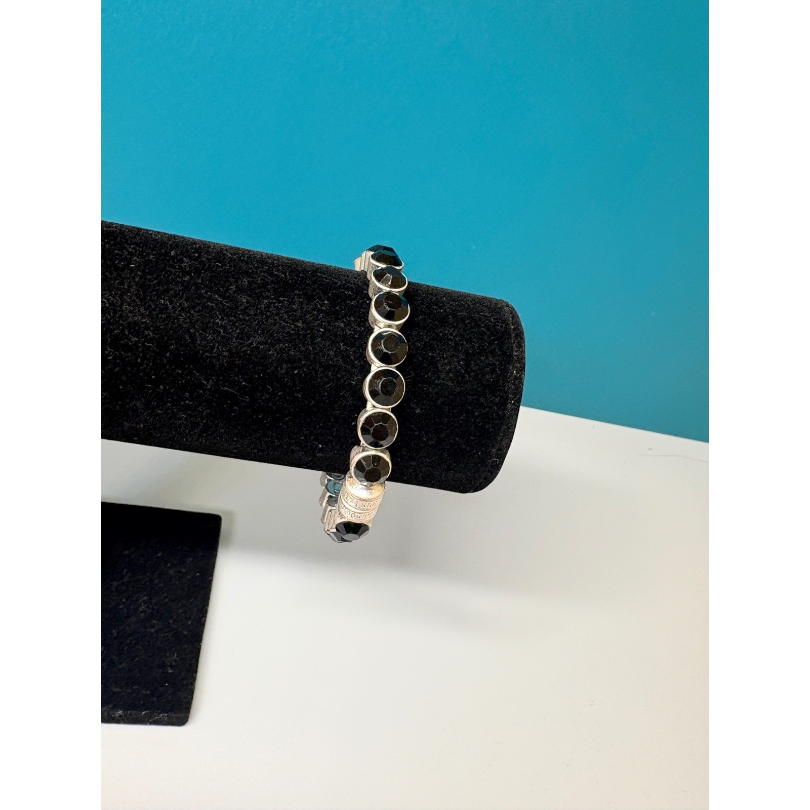 Plunder Design Black Crystal Magnetic Bracelet Antiqued Silver Tone 7.25 Inch