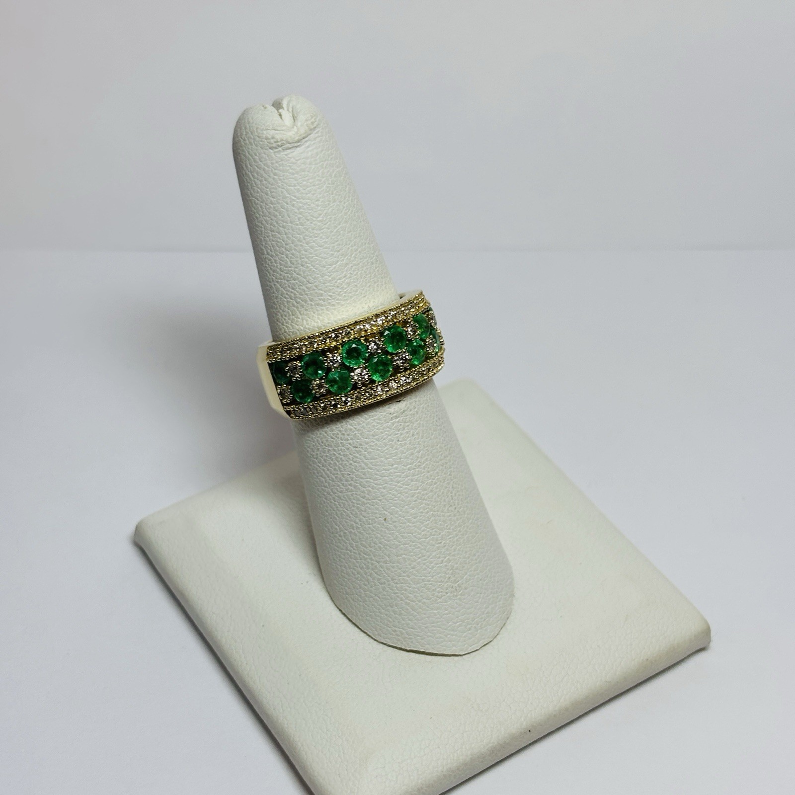 Effy 14K Gold Green Stone and Diamond Band Ring Size 7.25