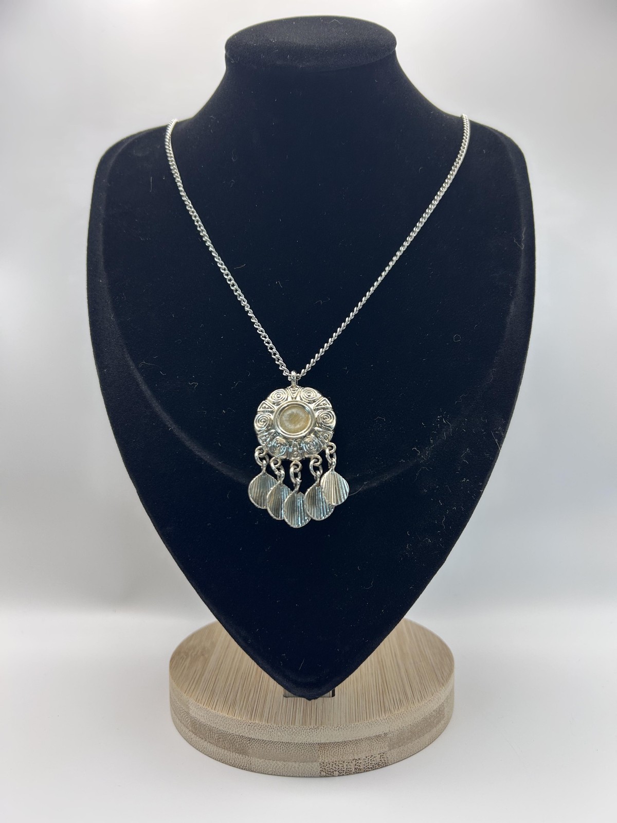 Necklace Silver Tone Round Pendant Fringe Teardrop Dangles Cream Lobster 15 In