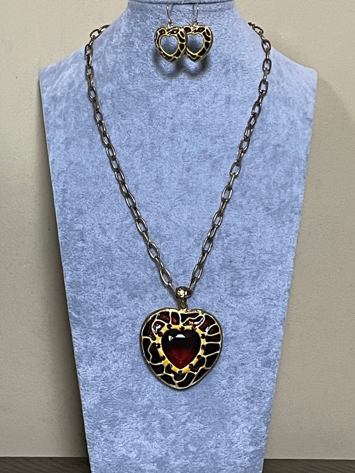 Redish Brown Epoxy Coating Heart Pendant Gold tone Link Necklace Earring Set