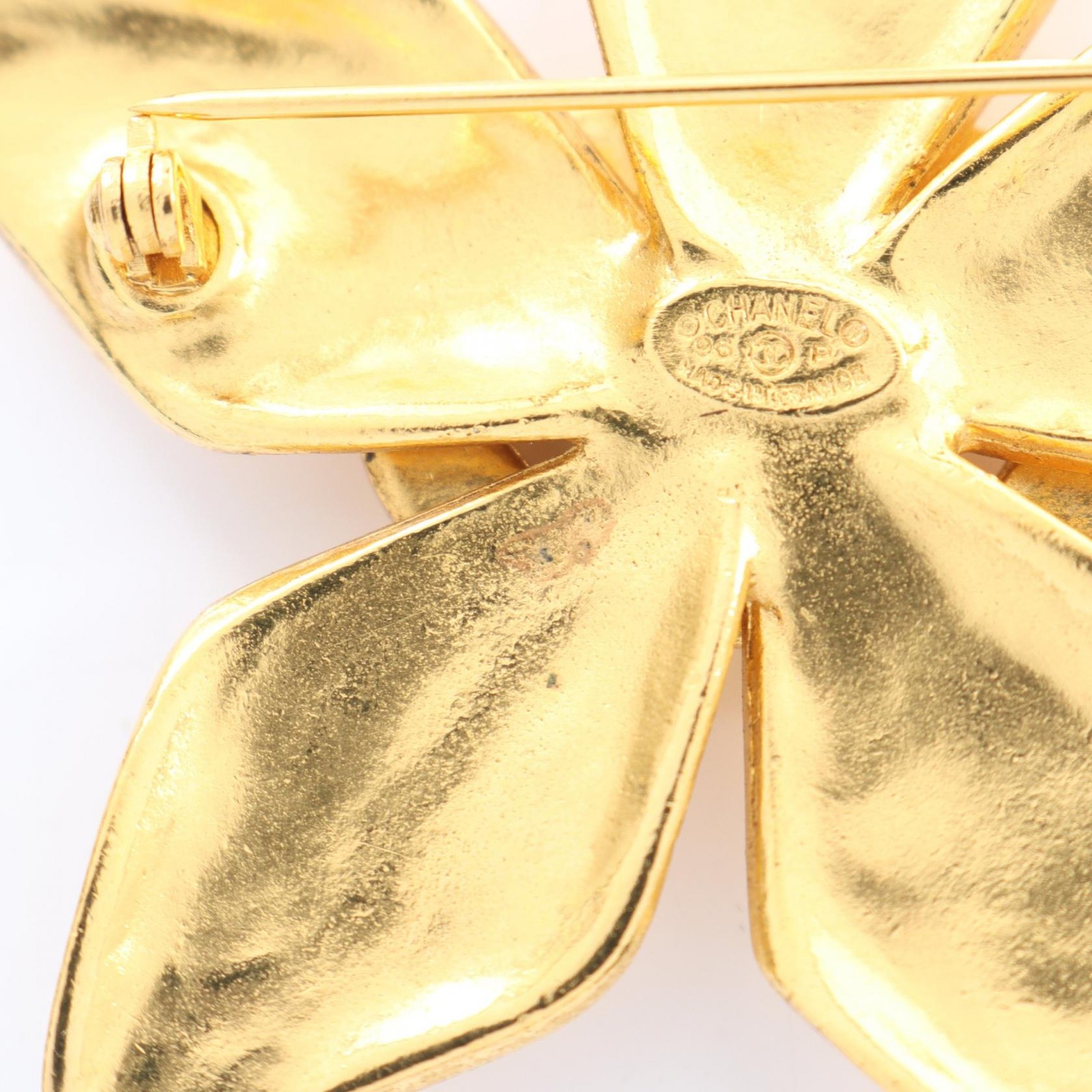 CHANEL COCO Mark Flower 96P Brooch Gold Plated Used Women