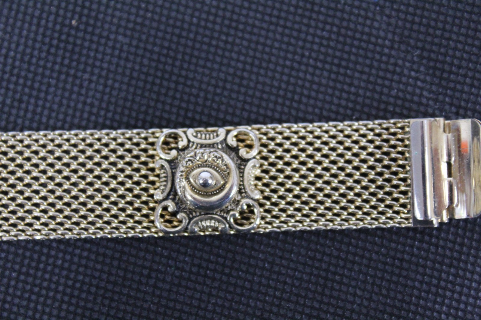 Bracelet 6 3/4″ Gold-tone Alloy Bracelet Weave 3/4″ wide Stamped Marino