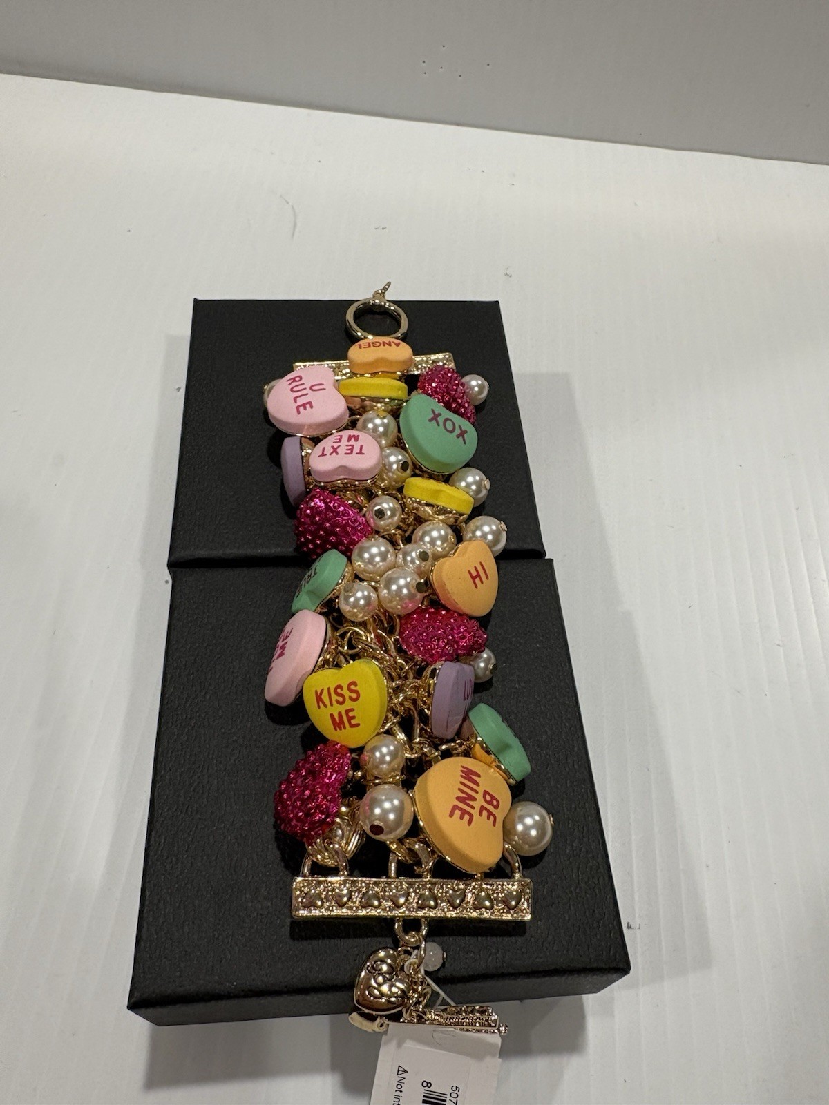 Betsey Johnson Bracelet Valentines Heart Shape Bib Statement New $148 MSRP