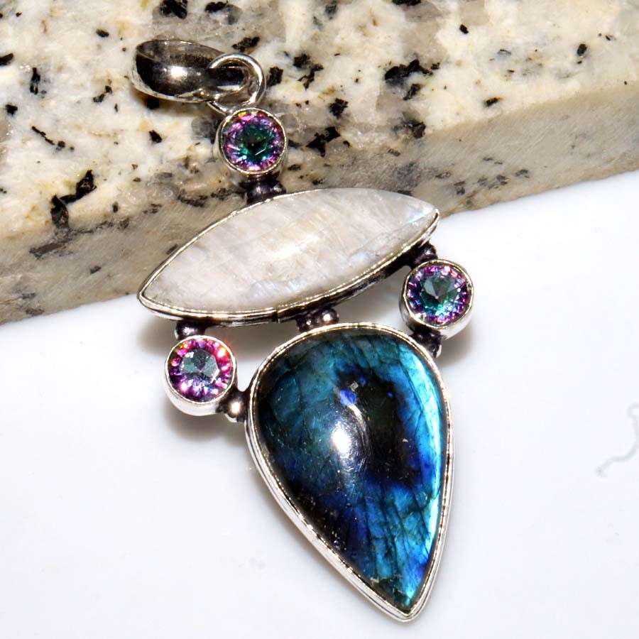 Outstanding Fiery Labradorite Rainbow Moonstone Pendant 2.5″ Most Beautiful GW