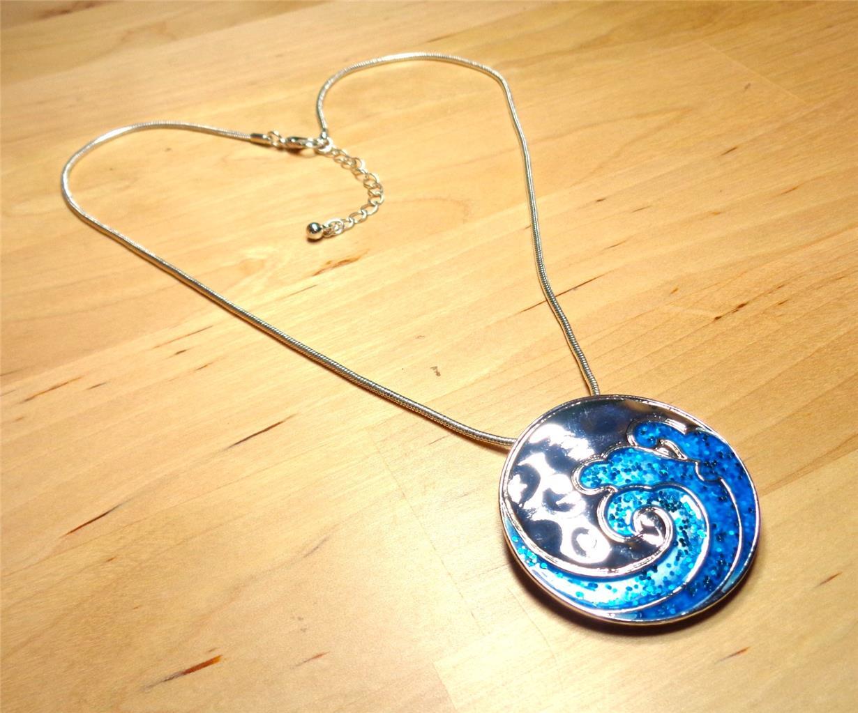 BEACH FASHION AQUA BLUE OCEAN WAVE SILVER TONE RHODIUM PENDANT NECKLACE