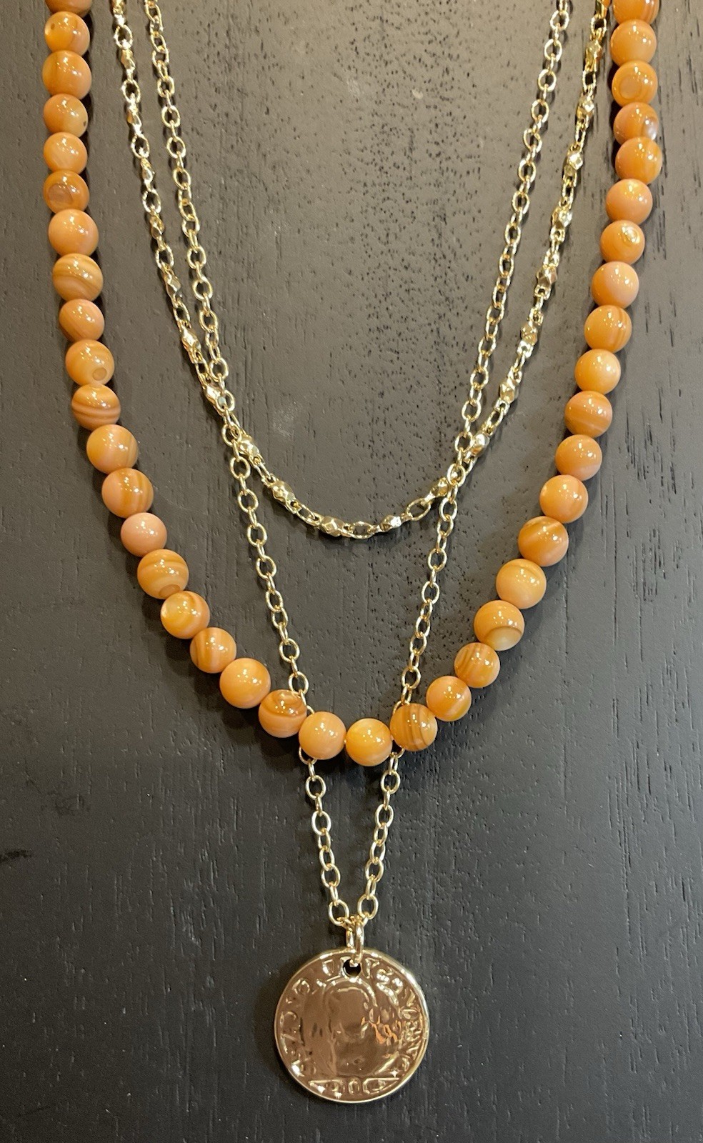NWT EXPRESS Beaded Gold Tone Chain Necklace W/ Pendant Original $30 Item # 1162