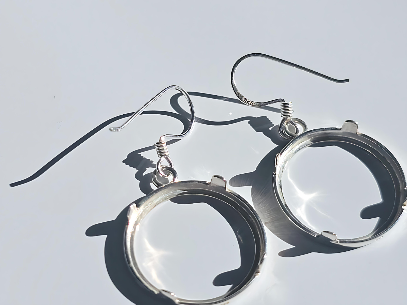 925 Sterling Silver Prong Back Simple Bezel Earring for 18mm Dime 10 Cent Coins