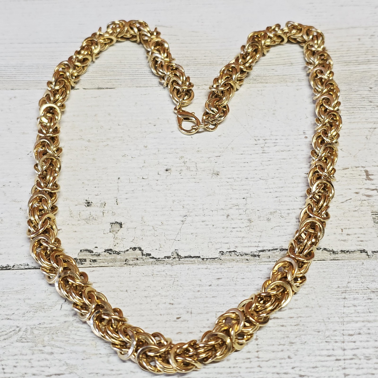 VTG Heavy Goldtone Byzantine Link Necklace – Graduated Sizing 23″ 152g No Marks