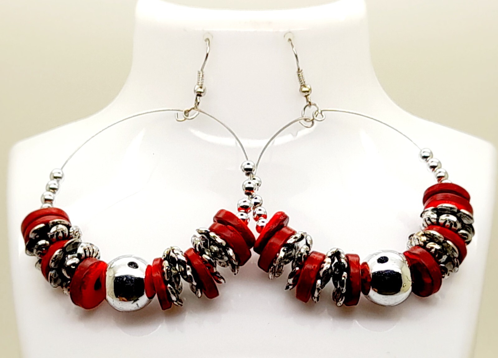 RED COCONUT WOOD & ANTIQUE ALLOY & SEED BEAD HOOP DANGLING FASHION EARRINGS