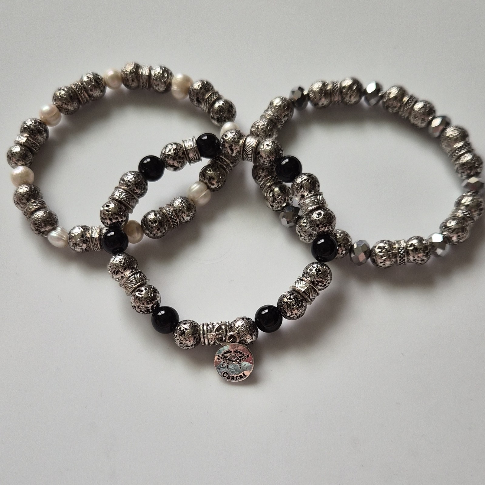 Lot of 3 Silver Tone Black/White Beaded Stretch Bracelets w/Cancer Zodiac Charm