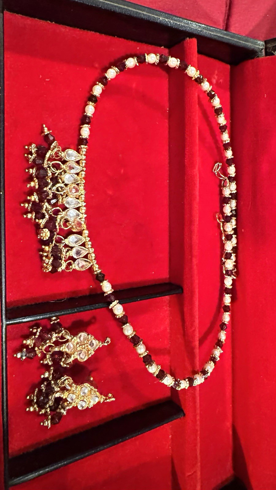 Imitation Kundan necklace and earrings set