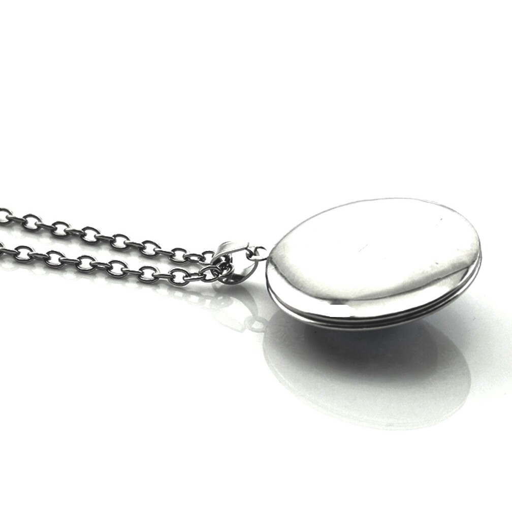 Silver Tone Butterfly Locket Pendant Necklace 24″ Stainles Steel Chain