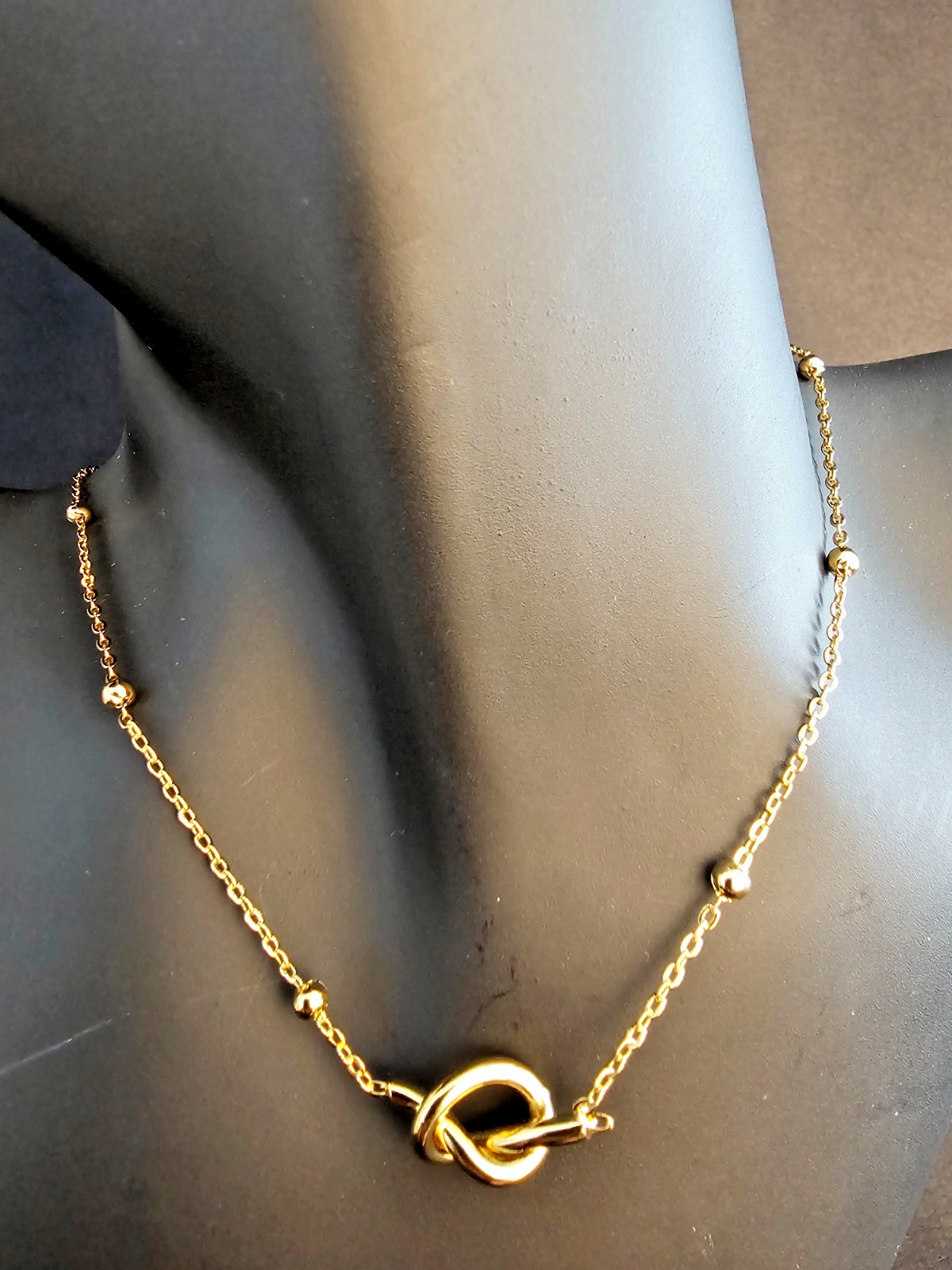 Ladies Girls Women Golden Knot Necklace | Minimalist Necklace